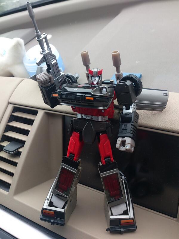 Transformers News: In-Hand Images: Takara Tomy Transformers Masterpiece MP-18 Bluestreak