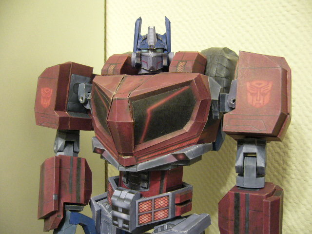Transformers News: Detailed And Articulated WFC Optimus Papercraft Figure