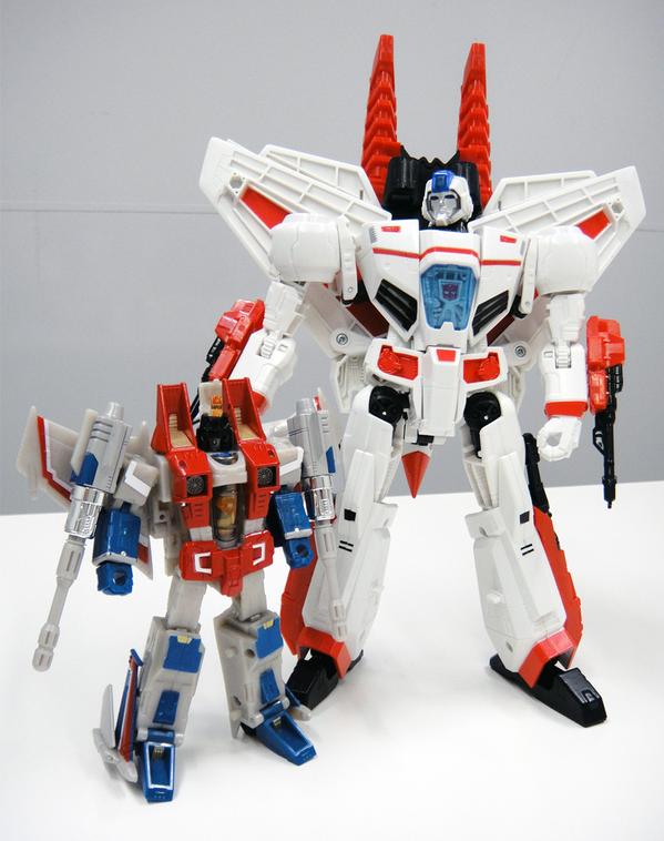 Transformers News: TF Yuki Tweets Legends Jetfire In Package And In Hand Images