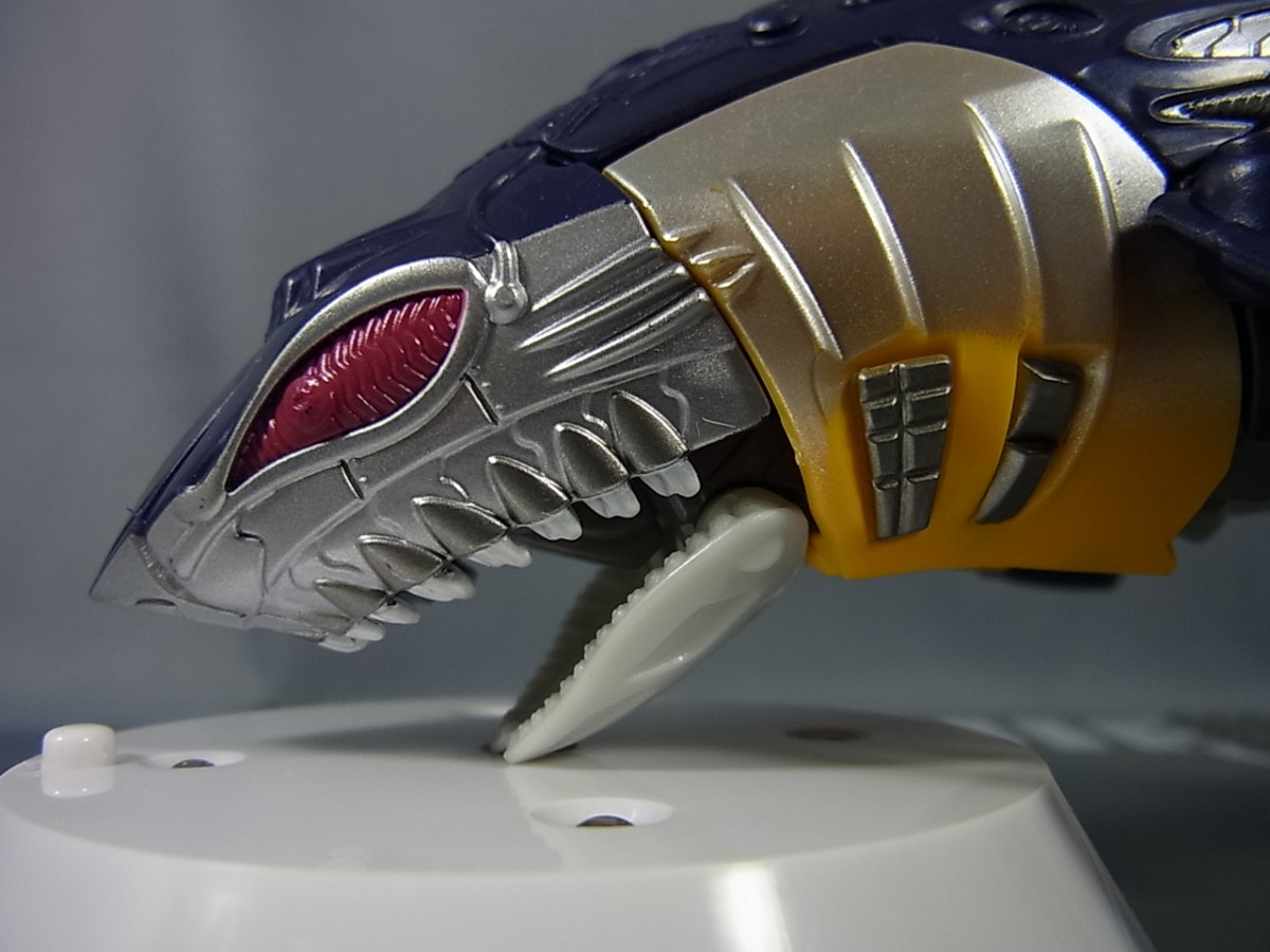 Transformers News: Takara Tomy Transformers Legends Gel Shark And Jetfire In-Hand Images