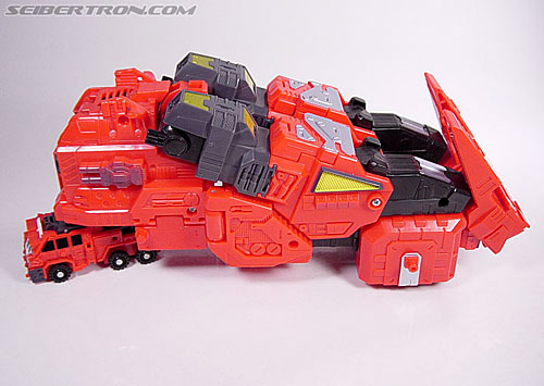 Transformers News: Top 5 Most Indistinguishable Alt Modes Among Transformers Toys