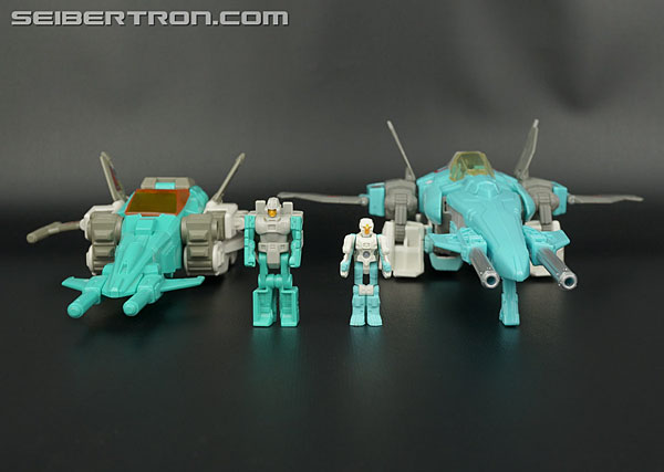 Transformers News: New Galleries: Generations Voyager Brainstorm with Arcana
