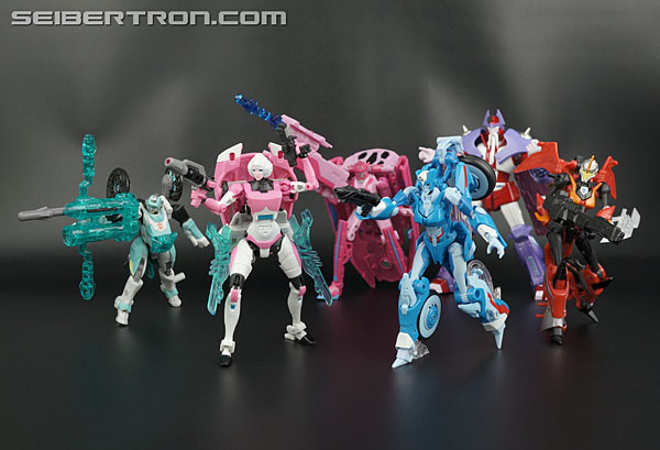 Transformers News: New Galleries: Generations Arcee and Chromia