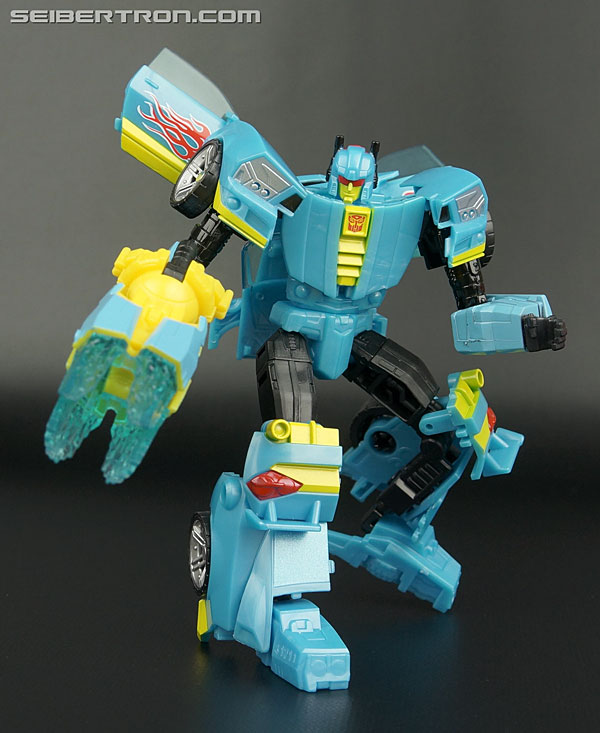 Transformers News: New Galleries: Generations Windblade, Nightbeat, Jhiaxus and Crosscut
