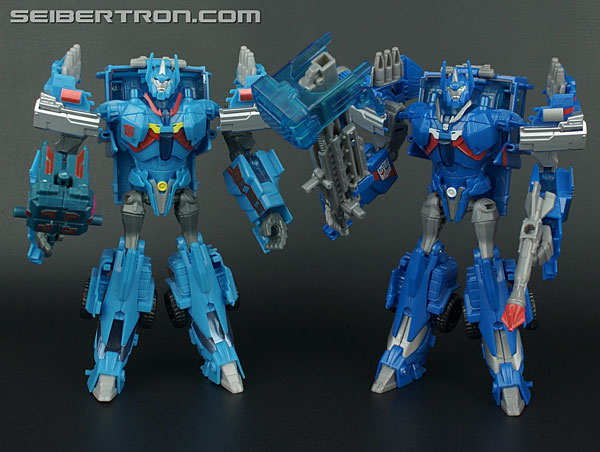 Transformers News: New Galleries: Arms Micron AM-32 Stunt Wildrider and AM-27 Ultra Magnus