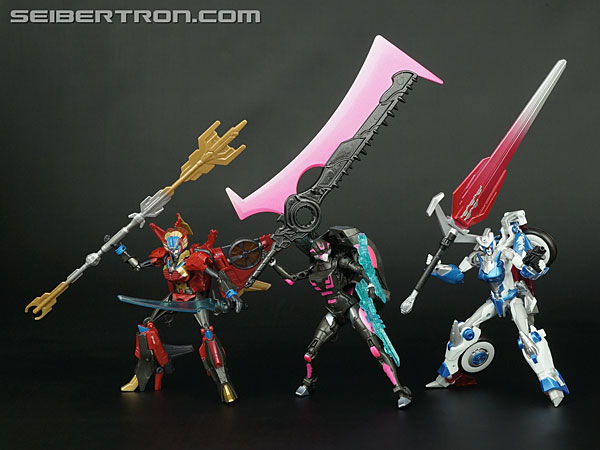 Transformers News: New Galleries: SDCC 2015 Combiner Hunters Arcee, Windblade and Chromia