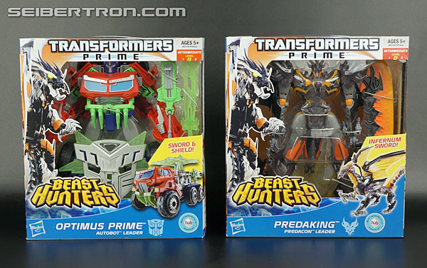Transformers News: New Galleries: Transformers Beast Hunters Voyager Predaking and Optimus Prime (2014)