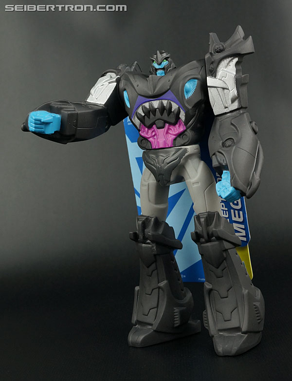 Transformers News: New Galleries: Beast Hunters Titan Guardians Shockwave, Megatron, Bumblebee and Optimus Prime
