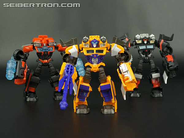 Transformers News: Top 5 Cyberverse Commander Class Figures