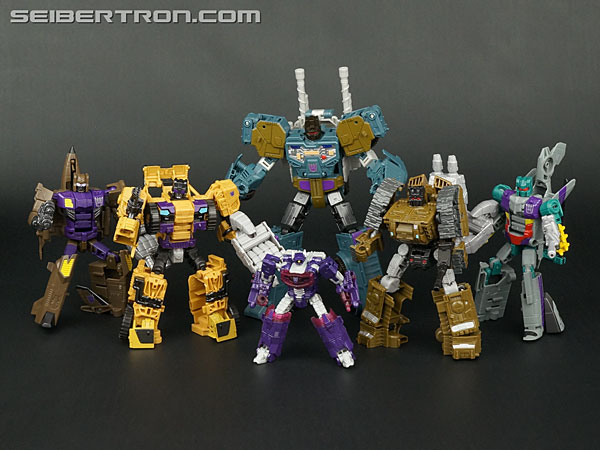 Transformers News: New Gallery: Combiner Wars Bruticus!