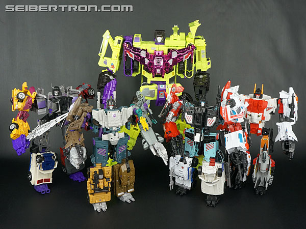 Transformers News: New Gallery: Combiner Wars Bruticus!