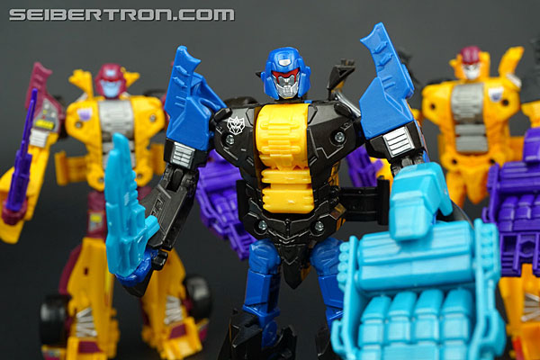 Transformers News: New Galleries: Combiner Wars G2 Menasor Set