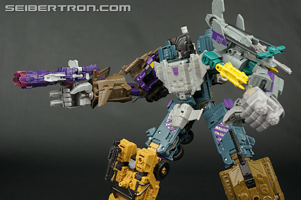 Transformers News: New Gallery: Combiner Wars Legends Class Shockwave