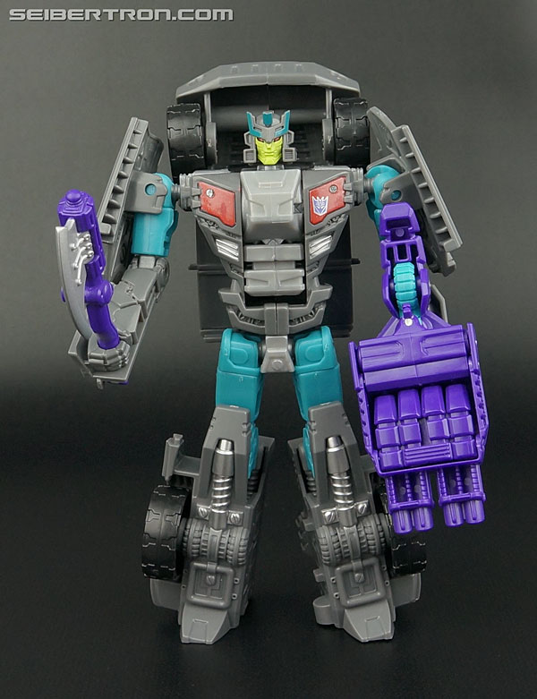 Transformers News: RUMOR: Transformers Combiner Wars - Deluxe Irondhide?
