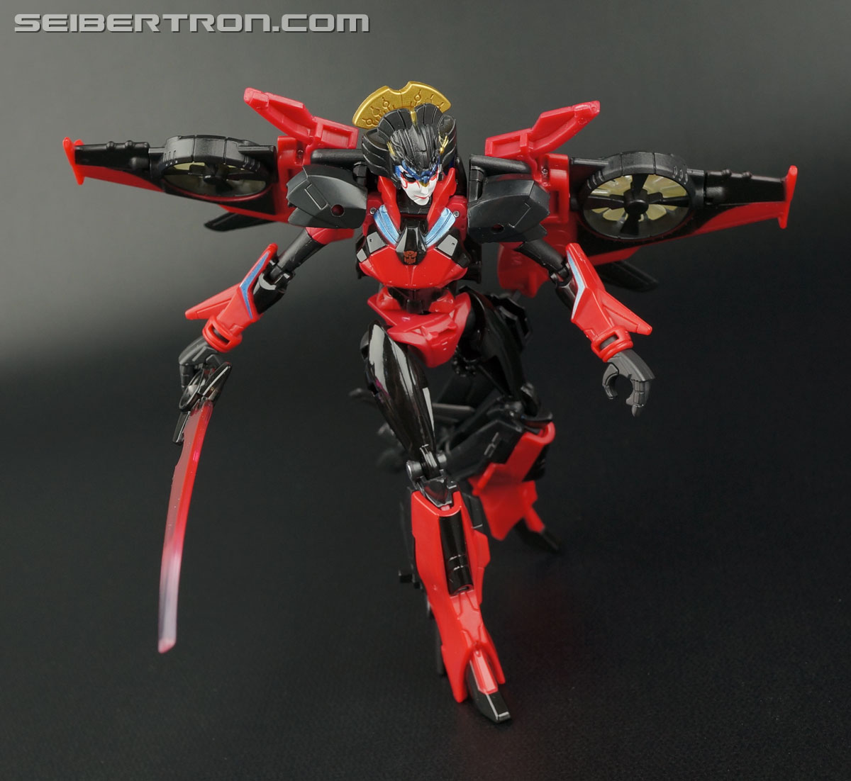  Energon Pub Forums • Female Autobot WINDBLADE to debut in Transformers  Robots In Disguise cartoon