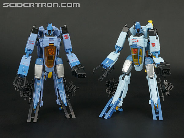 Transformers News: Re: New Galleries: Transformers Generations, United, Classics, Henkei and more