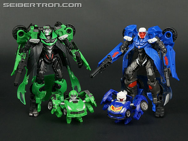 Transformers News: New Galleries: Masterpiece MP-25 Tracks and QT-17 Tracks
