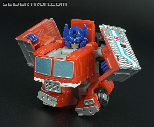 Transformers News: New Galleries: Q-Transformers QT-19 Optimus Prime and QT-20 Megatron