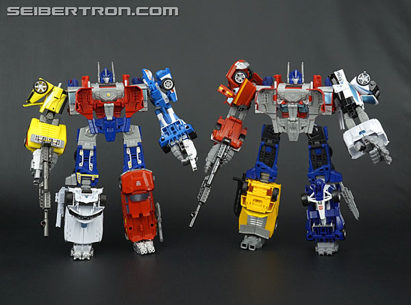 Transformers News: New Galleries: Unite Warriors UN-05 Convoy Grand Prime