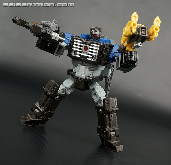 Transformers News: Re: New Galleries: Transformers Titans Return