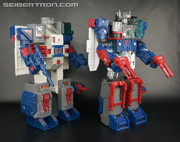 Transformers News: Top 5 Transformers Toys which are better than their Update