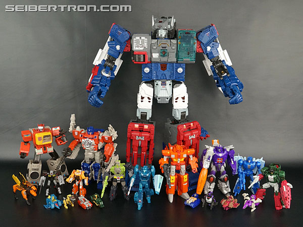 Transformers News: New Galleries: Titans Return Fortress Maximus with Cerebros and Emissary