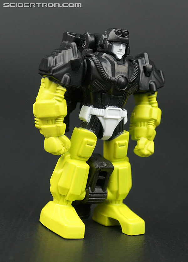 Transformers News: New Galleries: Transformers Club Subscription 4.0 Needlenose with Sunbeam and Zputty