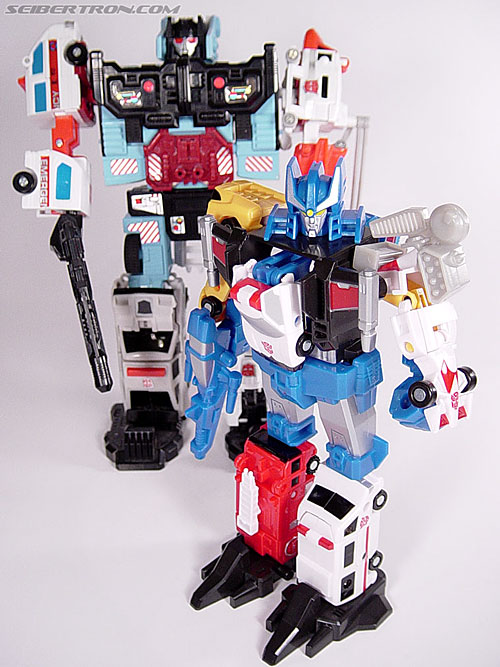  Transformer Groove,Member of Autobots Protectobots,Can be  Combined with Hot Spot,First Aid,Streetwise,Blades to Form  Defensor,Motorcycle Model Robot Toy KO Version Action Figure : Toys & Games