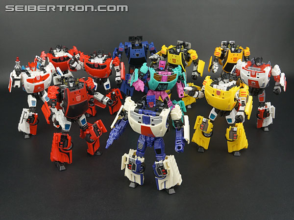 Transformers News: Re: New Club Subscription Galleries