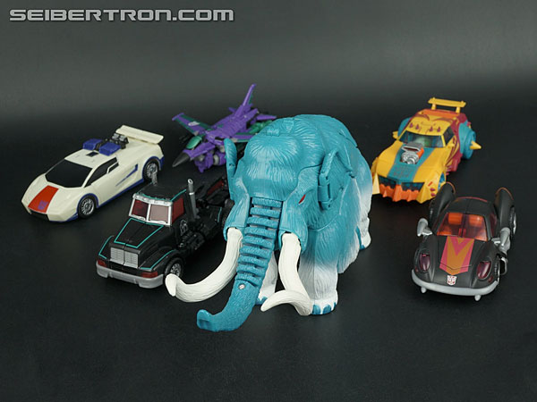 Transformers News: New Galleries: Club Subscription Service Ultra Mammoth and Beast Wars Neo Big Black Convoy