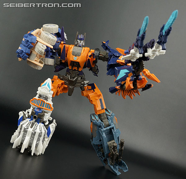 Transformers News: New Gallery: Club Subscription Service Fisitron