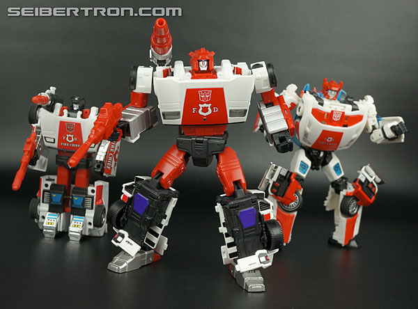 Transformers News: New Galleries: Takara Tomy Transformers Masterpiece MP-14 Red Alert