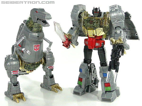 Transformers News: Top 5 Best Disguised Robots Amongst Transformers Toys