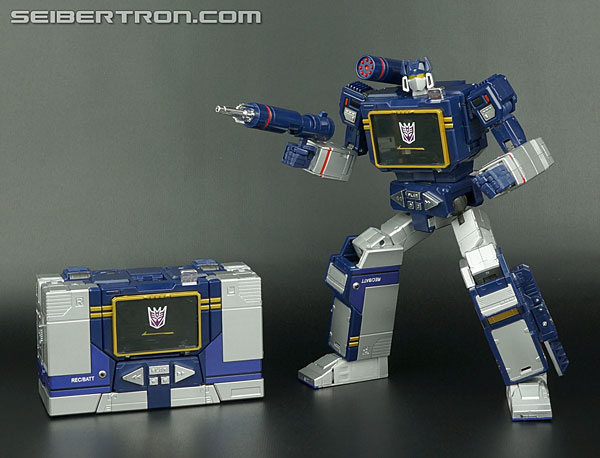 Transformers News: New Galleries: Hasbro Transformers Masterpiece MP-02 Soundwave, Laserbeak, Rumble, Ravage, Frenzy an
