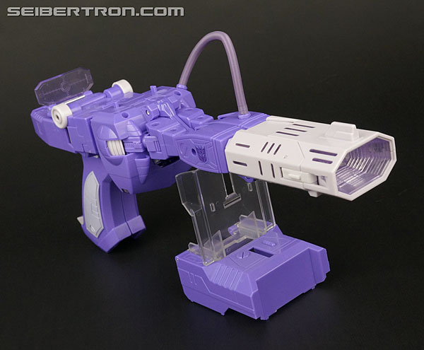 Transformers News: New Gallery: Transformers Masterpiece MP-29 Destron Laserwave (Shockwave)