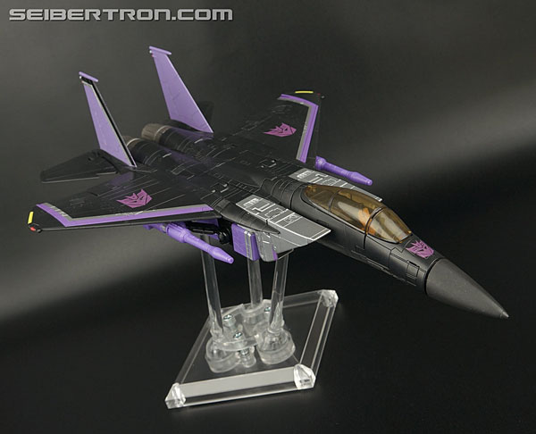 Transformers News: New Gallery: Masterpiece MP-11SW Skywarp