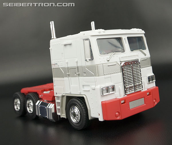 Transformers News: New Galleries: Masterpiece MP-22 Ultra Magnus with Spike and Daniel Witwicky