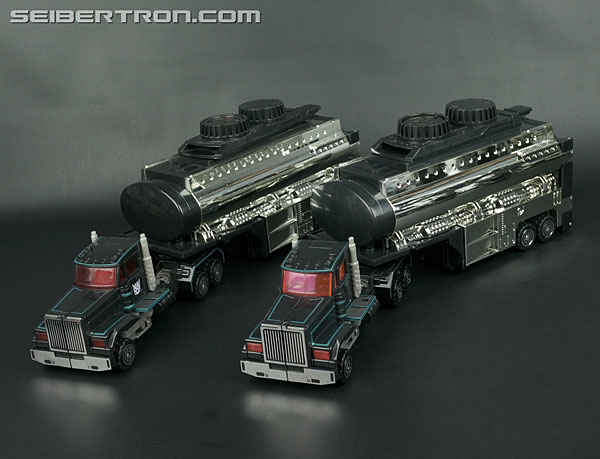 Transformers News: New Gallery: Car Robots D-012 Black Convoy