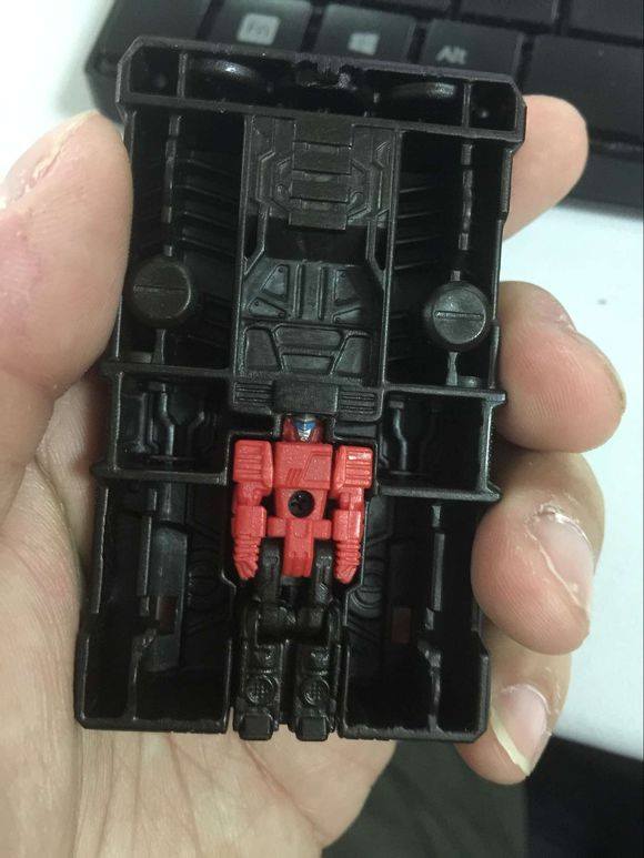 Transformers News: In-Hand Images - Transformers Titans Return Blaster, Titan Master Features