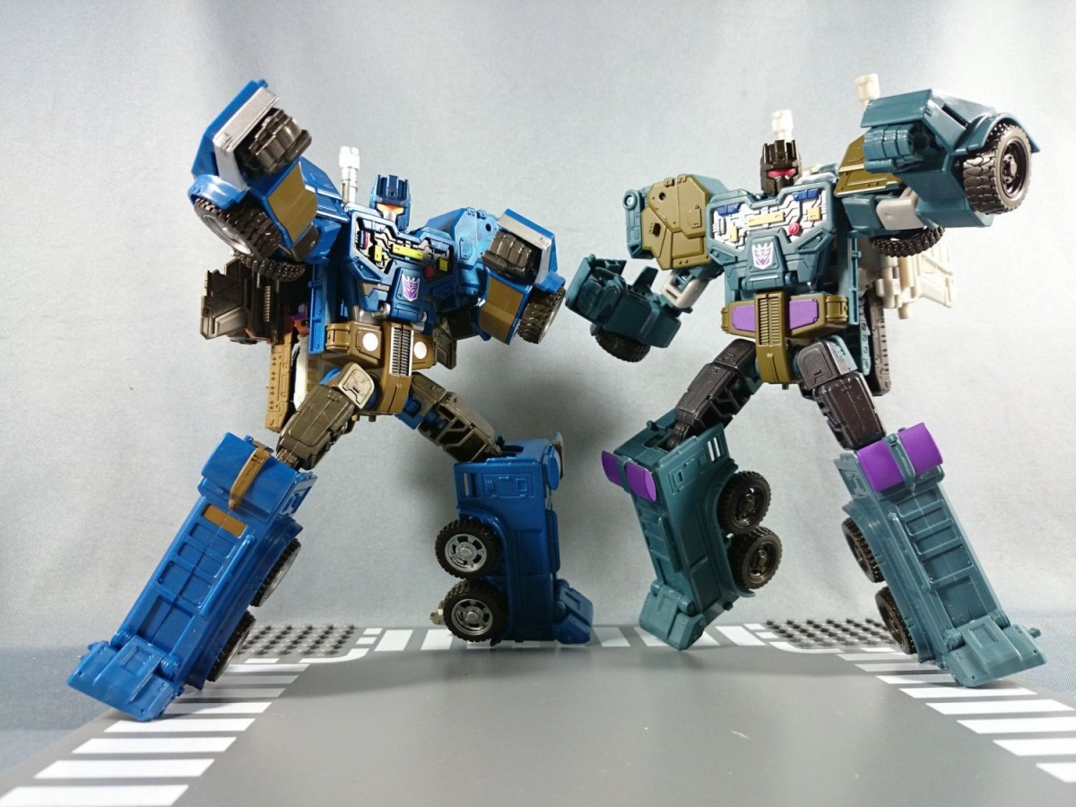 Transformers News: TakaraTomy Transformers Unite Warriors UW-07 Bruticus Comparisons