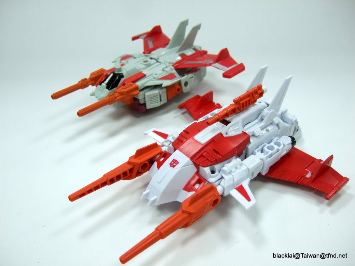 Transformers News: In Depth Comparison Images for Takara Transformers Unite Warriors Computron and Hasbro Version