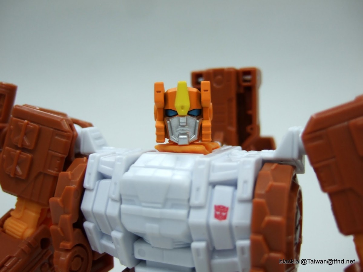 Transformers News: In Depth Comparison Images for Takara Transformers Unite Warriors Computron and Hasbro Version
