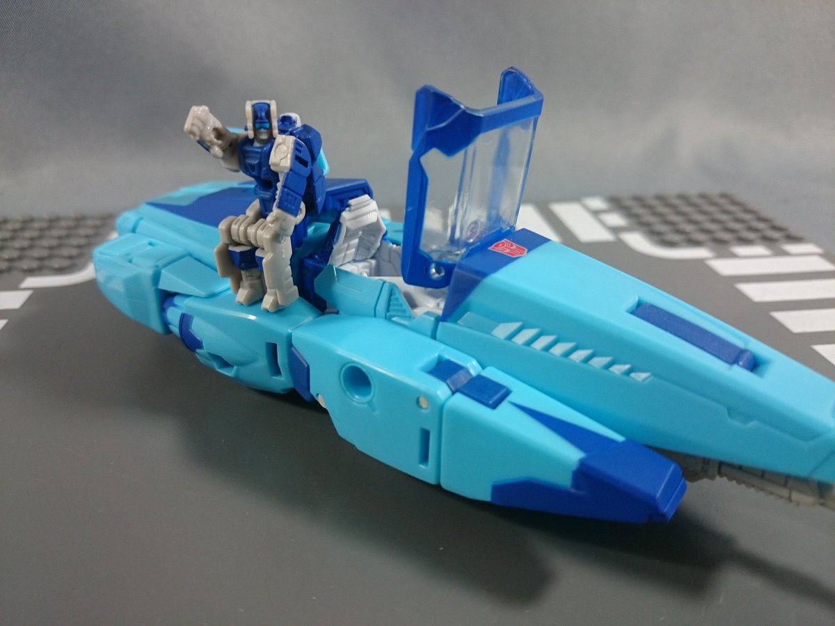 Transformers News: New Images - Takara Tomy Transformers Legends Shockwave, Blurr, Scourge