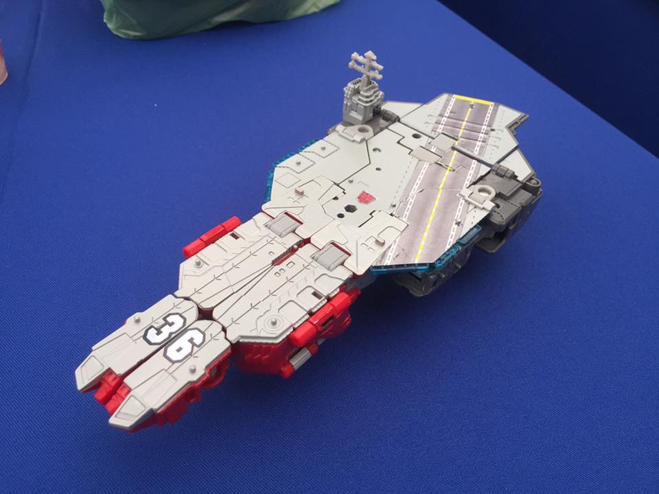 Transformers News: Transformers Titans Return Voyager Broadside Revealed in Taiwan