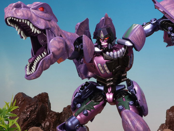 Video Review of Transformers Masterpiece MP-43 Beast Wars Megatron