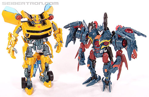 New Toy Galleries: NEST Battlefield Bumblebee and Infiltration