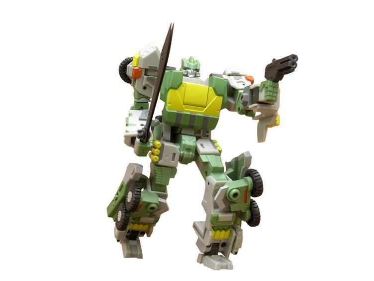 New Images of FansProject's Warbot Defender! - Transformers