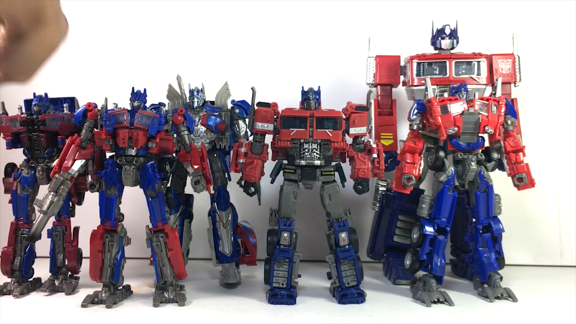 transformers studio series voyager optimus prime