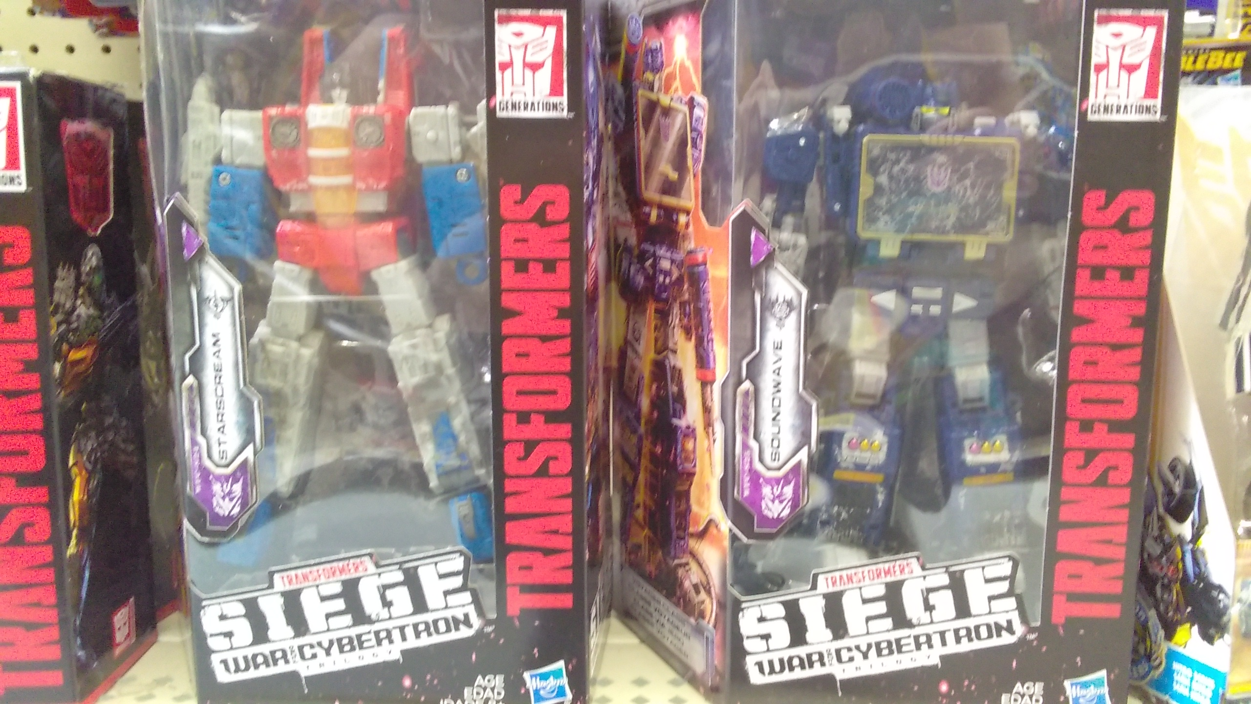 Transformers Hasbro War For Cybertron Siege Voyager Soundwave MISB 