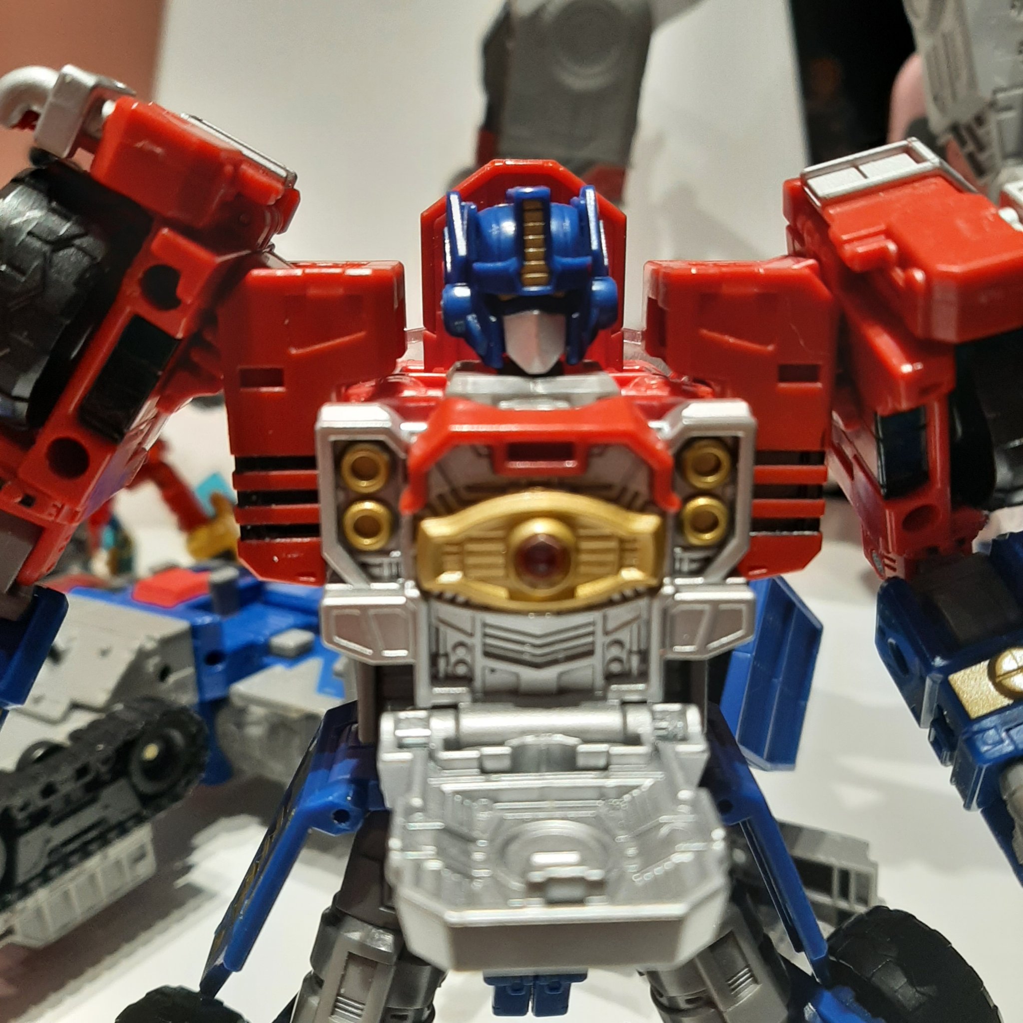 More Images of Legacy Commander Armada Prime Show All Modes Size